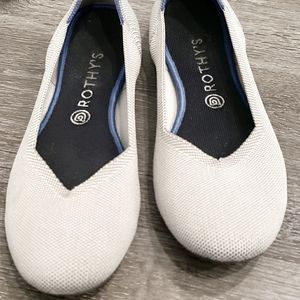 Rothy's Flats in Gray